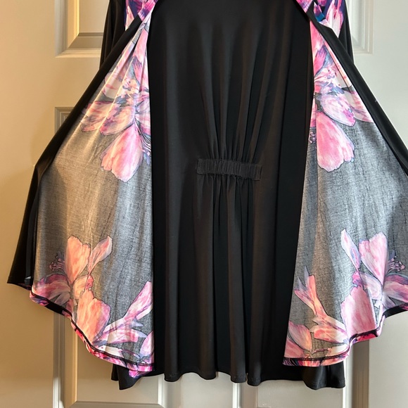 Poly/spandex L jacket. Matches rose Peter Nygrin shell in collection. - Picture 2 of 3